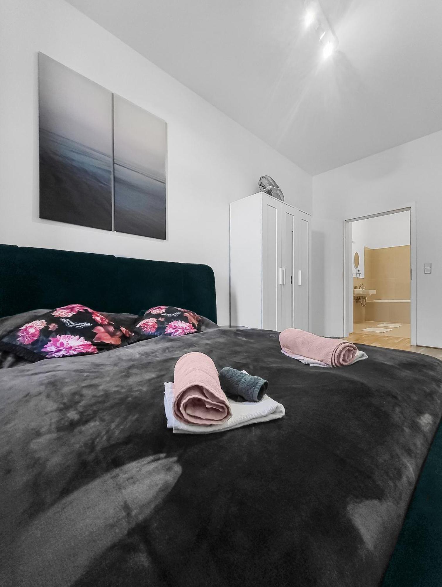 N-West Apartment Вена Экстерьер фото