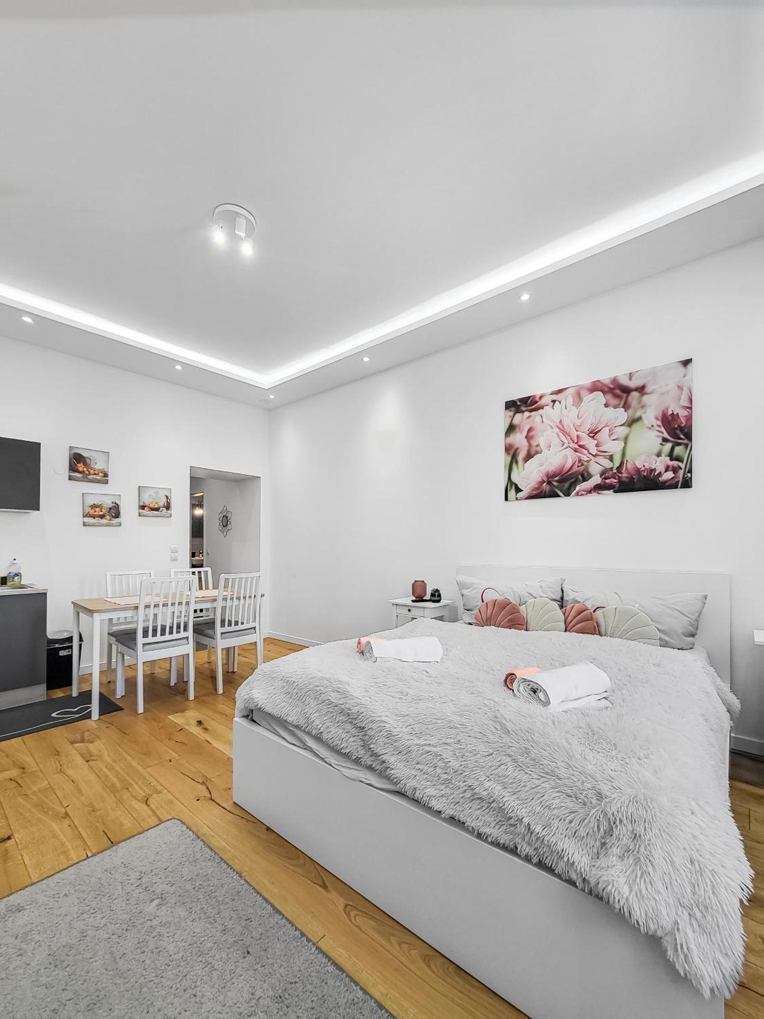 N-West Apartment Вена Номер фото
